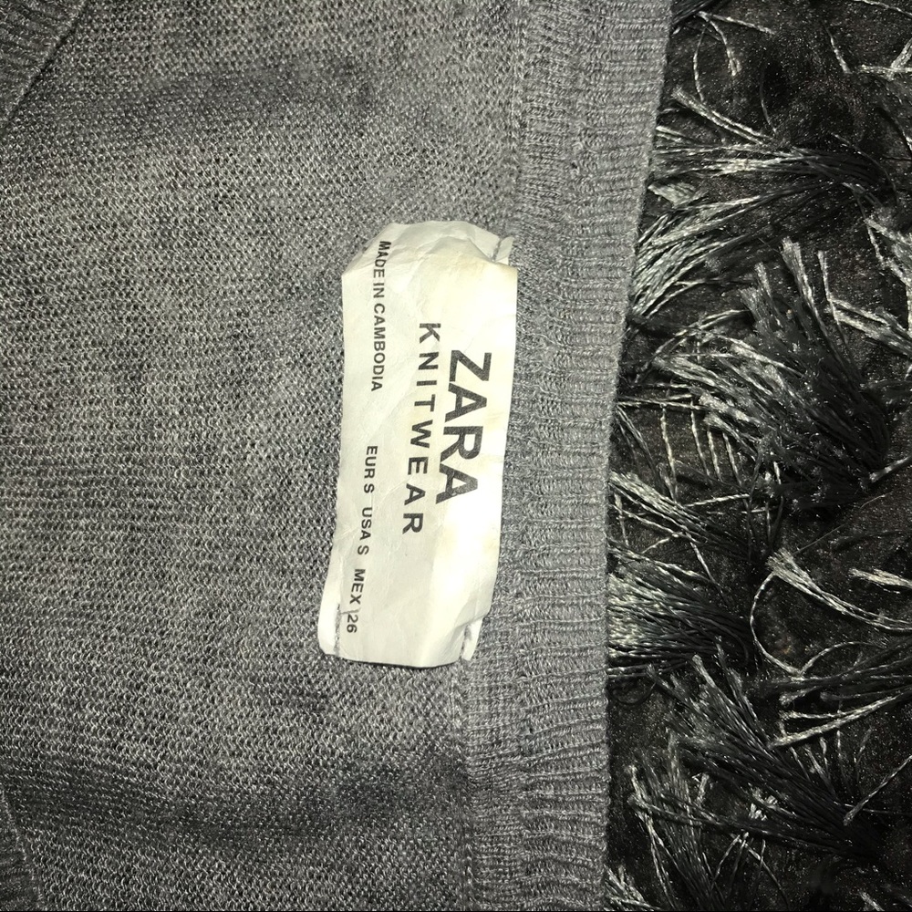 Grey knit sweater size M